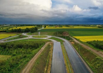 18.05.2025. Budowa obwodnicy Opatowa w ciągu dróg DK9 i S74 / Fot. Jarosław Kubalski – Radio Kielce