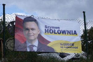 15.05.2025. Kielce. Plakat wyborczy - Szymon Hołownia / Fot. Adrian Dróżdż – Radio Kielce