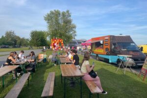 03.05.2025. Sandomierz. Festiwal food trucków / Fot. Grażyna Szlęzak - Radio Kielce