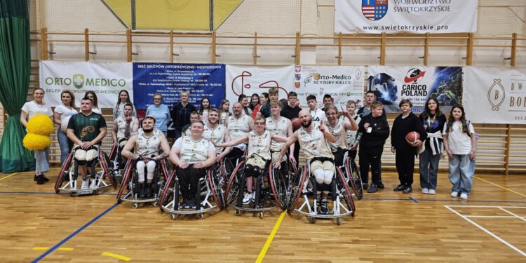11.05.2025. Kielce. Mecz Orto-Medico Scyzory Kielce - Mustanga Konin / Fot. Maciej Makuła - Radio Kielce