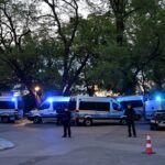 07.05.2025. Warszawa. Działania służb na terenie Kampusu Głównego UW w Warszawie / Fot. PAP/Radek Pietruszka