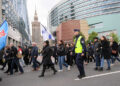 10.05.2025. Warszawa. Marsz medyków przeciw przemocy / Fot. PAP/Rafał Guz