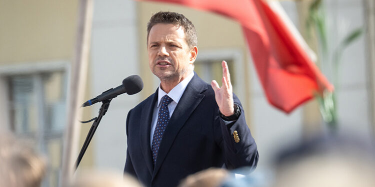 Trzaskowski: dzisiaj presja wywierana jest na agresorze, nie na ofierze agresji