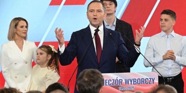 18.05.2025. Gdańsk. Wieczór wyborczy Karola Nawrockiego / Fot. PAP/Adam Warżawa