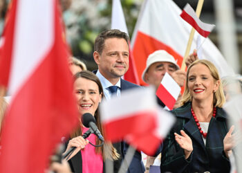 30.05.2025. Wybory prezydenta RP - kampania przed II turą. Wiec kandydata KO w II turze wyborów na fotel prezydenta RP Rafała Trzaskowskiego na Długim Targu w Gdańsku / Fot. PAP/Andrzej Jackowski