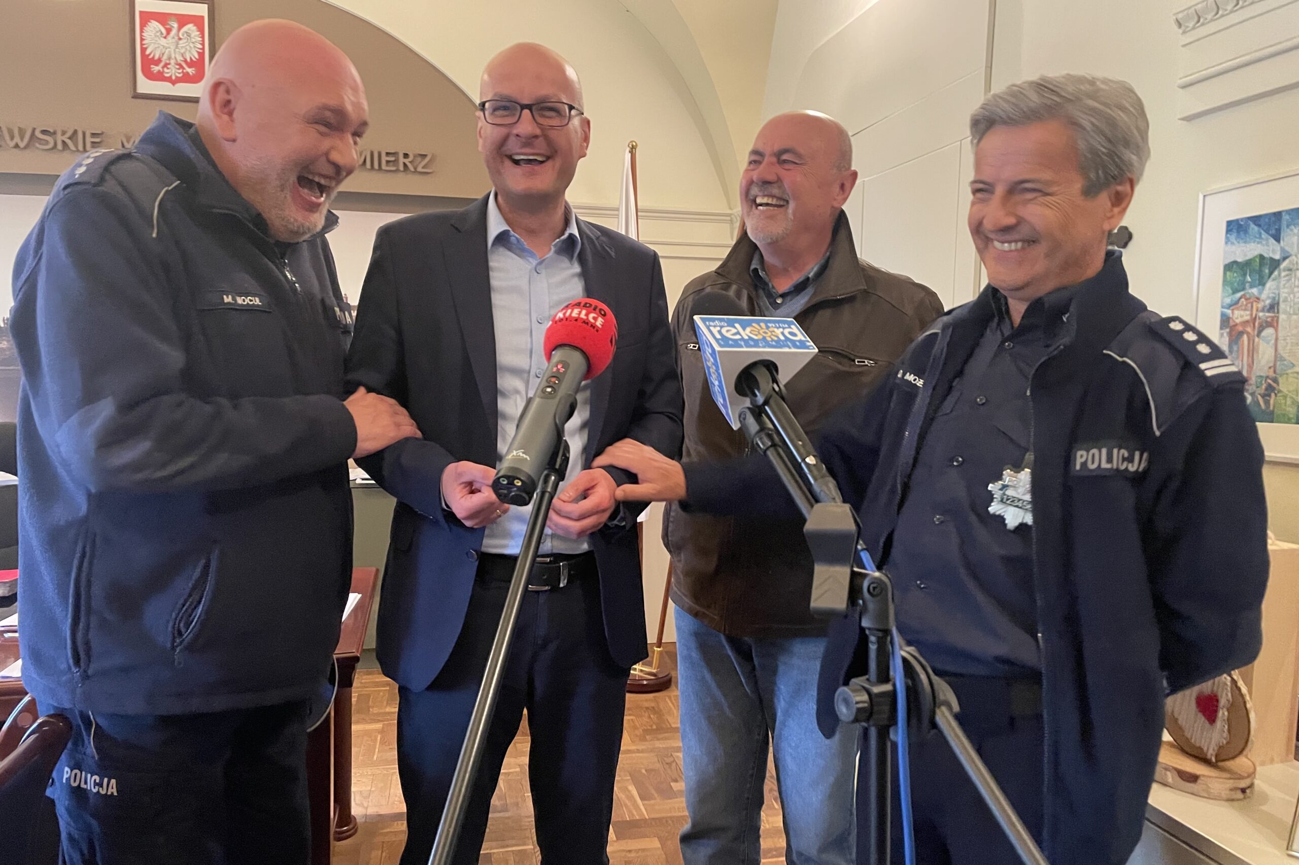 Ekipa serialu „Ojciec Mateusz” wróciła do Sandomierza - Radio Kielce 06.05.2025. Sandomierz. Ekipa filmowa Ojca Mateusza / Fot. Grażyna Szlęzak - Radio Kielce