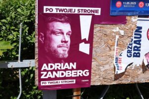15.05.2025. Kielce. Plakat wyborczy - Adrian Zandberg / Fot. Adrian Dróżdż – Radio Kielce