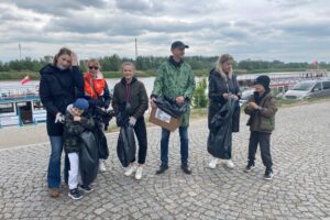 10.05.2025. Sandomierz. Akcja pn. „Wspólnie sprzątaMY Sandomierz” / Fot. Grażyna Szlęzak - Radio Kielce
