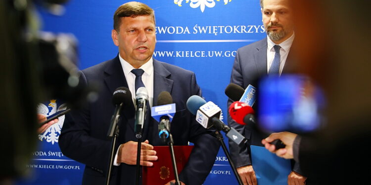 15.05.2025. Kielce. Konferencja prasowa Michała Skotnickiego, wicewojewody świętokrzyskiego dot. konkursu na dyrektora Teatru im. Stefana Żeromskiego w Kielcach / Fot. Wiktor Taszłow - Radio Kielce