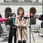 15.05.2025. Kielce. Prezentacja nowego wiceprezydenta Kielc przed ratuszem / Fot. Wiktor Taszłow - Radio Kielce