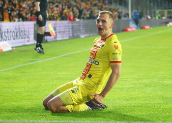 Wiktor Długosz znów w jedenastce kolejki