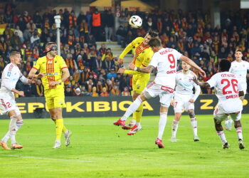 Korona chce znów wygrywać, ale w niedzielę nie będzie o to łatwo