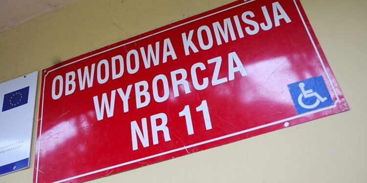 18.05.2025. Kielce. Komisja wyborcza nr 11. Wybory prezydenckie / Fot. Wiktor Taszłow - Radio Kielce
