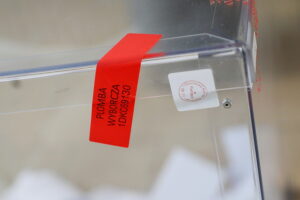 W Kielcach nie brakuje głosujących - Radio Kielce Frekwencja w powiecie koneckim umiarkowana