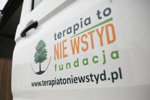 23.05,2025. Kielce. rynek. Terapiobus. Mobilny gabinet terapeutyczny / Fot. Wiktor Taszłow - Radio Kielce