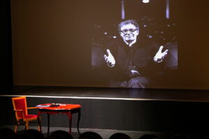 10 lat temu zmarł Piotr Szczerski. Przyjaciele teatru wydali ponownie jego mikropowieść