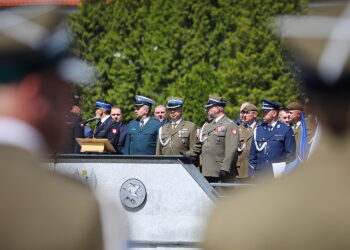 27.05.2025. Kielce. Uroczystość z okazji objęcia obowiązków na stanowisku komendanta Centrum Przygotowań do Misji Zagranicznych / Fot. Wiktor Taszłow - Radio Kielce