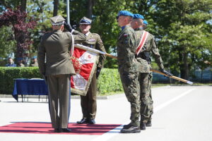 27.05.2025. Kielce. Uroczystość z okazji objęcia obowiązków na stanowisku komendanta Centrum Przygotowań do Misji Zagranicznych / Fot. Wiktor Taszłow - Radio Kielce