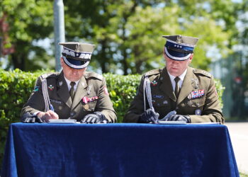 27.05.2025. Kielce. Uroczystość z okazji objęcia obowiązków na stanowisku komendanta Centrum Przygotowań do Misji Zagranicznych / Fot. Wiktor Taszłow - Radio Kielce