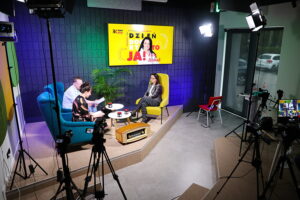 „Dzień Dobry, to Ja! Rozmowy inne niż wszystkie w Radiu Kielce”. Na zdjęciu (od lewej): Magda Galas-Klusek, Tomek Dudek, Ewa Robak / Fot. Wiktor Taszłow - Radio Kielce