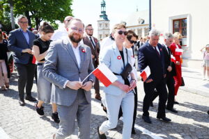 Niech żyje wolna Polska! Kielczanie uczcili 3 Maja - Radio Kielce