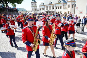 Niech żyje wolna Polska! Kielczanie uczcili 3 Maja - Radio Kielce