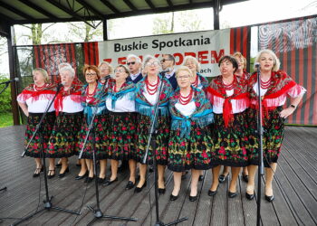 04.05.2025. Ciekoty, Szklany Dom. Eliminacje do 49. Buskich Spotkań z Folklorem. / Fot. Wiktor Taszłow - Radio Kielce