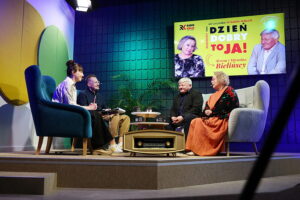„Dzień Dobry, to Ja! Rozmowy inne niż wszystkie w Radiu Kielce”. Na zdjęciu (od lewej): Magda Galas-Klusek, Tomek Dudek, Mirosław Bieliński, Teresa Bielińska / Fot. Wiktor Taszłow – Radio Kielce