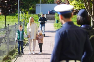 07.05.2025. Kielce. Zdjęcia z planu spotu edukacyjnego, jaki kieleckie starostwo powiatowe przygotowuje we współpracy z Komendą Miejską Policji w Kielcach / Fot. Wiktor Taszłow - Radio Kielce