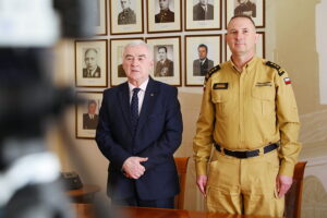 07.05.2025. Kielce. Urząd Marszałkowski Województwa Świętokrzyskiego. Podpisanie umowy na wsparcie z budżetu województwa Państwowej Straży Pożarnej / Fot. Wiktor Taszłow – Radio Kielce