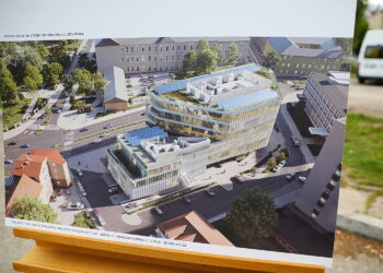 Przetarg na dokumentację inkubatora California zaskarżony w KIO - Radio Kielce 07.05.2025. Kielce. Konferencja nt. planów miasta dotyczących budowy inkubatora przedsiębiorczości / Fot. Wiktor Taszłow - Radio Kielce