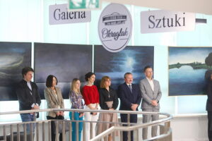 08.05.2025. Kielce. Wernisaż wystawy "Obrazy ciszy" Macieja Mazurka / Fot. Wiktor Taszłow - Radio Kielce