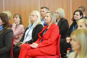 09.05.2025. Kielce. Targi Kielce. Konferencja na temat tego, jak budować nową ścieżkę kariery po 45. roku życia / Fot. Wiktor Taszłow - Radio Kielce