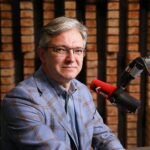 12.05.2025. Radio Kielce. Rozmowa Dnia. Na zdjęciu: Adam Jarubas - europoseł PSL / Fot. Wiktor Taszłow - Radio Kielce