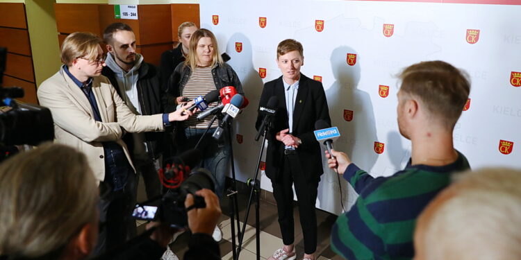 12.05.2025. Kielce. Konferencja prasowa Agaty Wojdy / Fot. Wiktor Taszłow - Radio Kielce