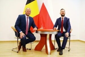 12.05.2025. Skarżysko-Kamienna. Podpisanie listu intencyjnego w sprawie zakupu przez Belgię zestawów rakietowych Piorun / Fot. Wiktor Taszłow - Radio Kielce