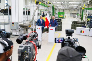 12.05.2025. Skarżysko-Kamienna. Podpisanie listu intencyjnego w sprawie zakupu przez Belgię zestawów rakietowych Piorun / Fot. Wiktor Taszłow - Radio Kielce