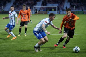 10.05.2025. Ostrowiec Św. Betlic III liga. KSZO - Pogoń-Sokół Lubaczów / Fot. Kamil Król - Radio Kielce