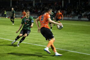 Pechowa porażka Staru w Nowym Sączu. Dwa nieuznane gole starachowiczan