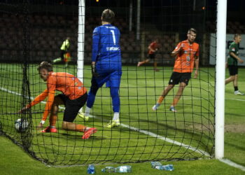 21.05.2025. Ostrowiec Św. Betclic III liga. Star Starachowice - KSZO 1929 / fot. Kamil Król - Radio Kielce