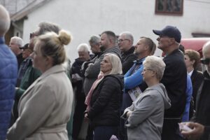 07.05.2025. Brzegi. Mieszkańcy przeciwni budowie fermy drobiu / Fot. Jarosław Kubalski - Radio Kielce