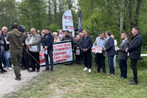 INTERWENCJA. Stawy mogą zostać sprzedane. Czy będą przekazane gminie? - Radio Kielce