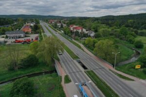 06.05.2025. Kielce. Ulica Krakowska. Miejsce, w którym mają powstać nowe wiaty przystankowe / Fot. Jarosław Kubalski - Radio Kielce