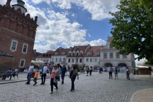 01.05.2025. Sandomierz. Turyści w mieście / Fot. Grażyna Szlęzak - Radio Kielce
