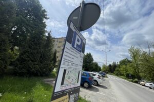06.05.2025. Kielce. Strefa płatnego parkowania na osiedlu Bocianek / Fot. Jarosław Kubalski - Radio Kielce