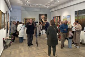 „Renesans Man z Opatowa” - nowa wystawa w galerii BWA Sandomierz - Radio Kielce 09.05.2025. Sandomierz. Wystawa prac Stanisława Kwiatkowskiego / Fot. Grażyna Szlęzak - Radio Kielce