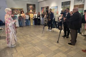 „Renesans Man z Opatowa” - nowa wystawa w galerii BWA Sandomierz - Radio Kielce 09.05.2025. Sandomierz. Wystawa prac Stanisława Kwiatkowskiego / Fot. Grażyna Szlęzak - Radio Kielce