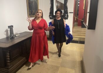 Wiersze w zamkowych korytarzach i „Dzieła utracone”