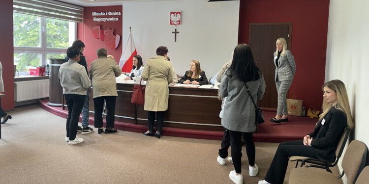 Spokojny przebieg głosowania w Koprzywnicy