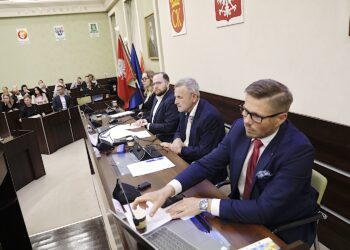 Kieleccy radni zabrali głos w sprawie teatru